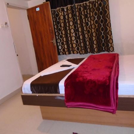 Cliff Residency Near Botanical Garden Ooty Villa Екстериор снимка